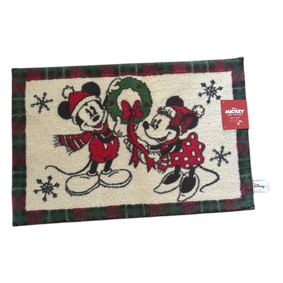 Disney Mickey and Minnie Mouse Festive Holiday Christmas Bath Rug NWT 20" by 30" - Picture 1 of 13